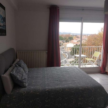 Residence D'Anjou - Grand Studio Avec Balcon Et Parking Privatif 페르피냥 외부 사진
