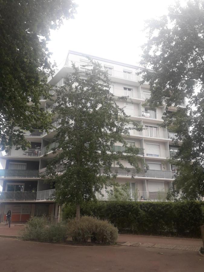 Residence D'Anjou - Grand Studio Avec Balcon Et Parking Privatif 페르피냥 외부 사진