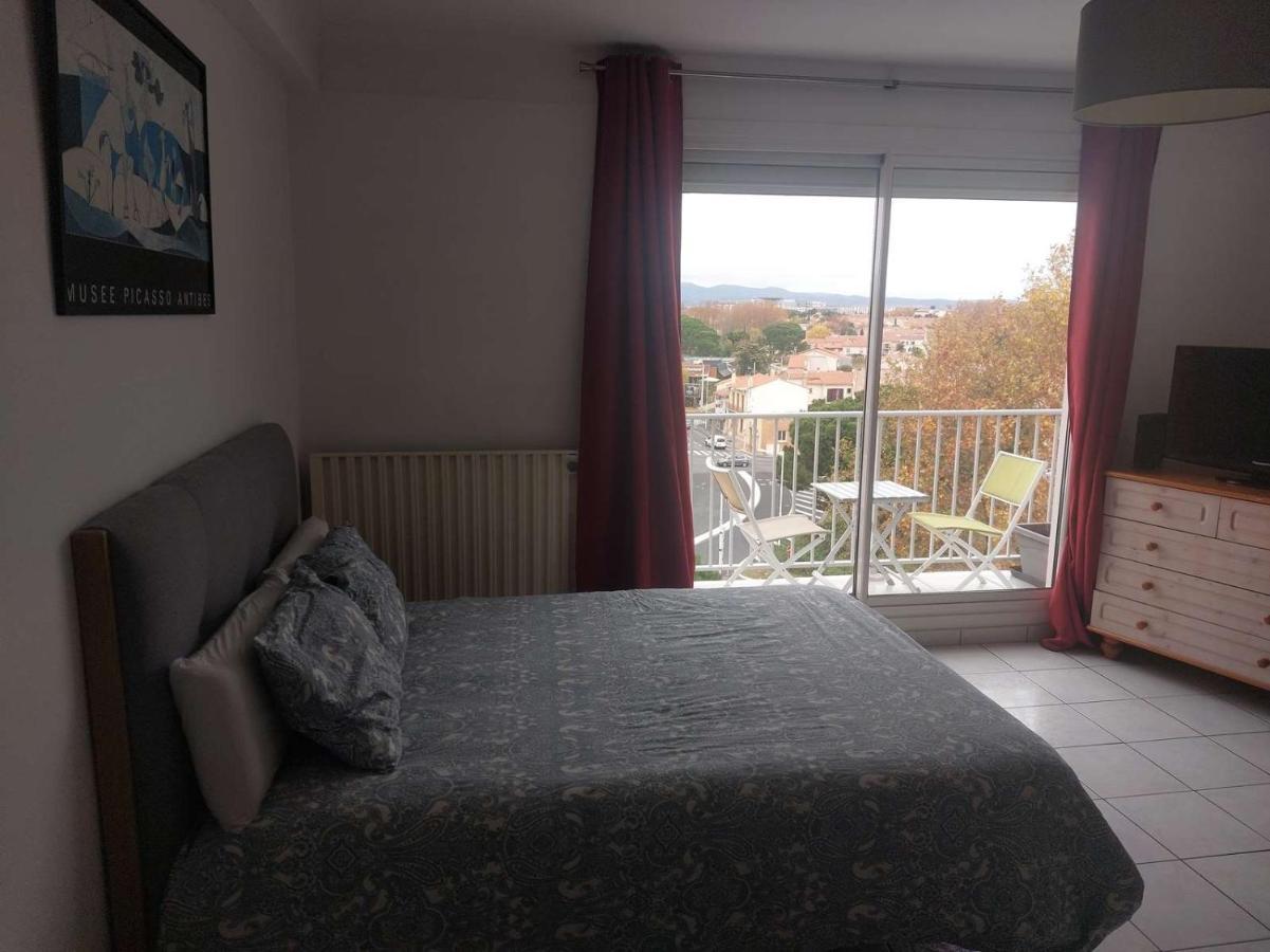 Residence D'Anjou - Grand Studio Avec Balcon Et Parking Privatif 페르피냥 외부 사진